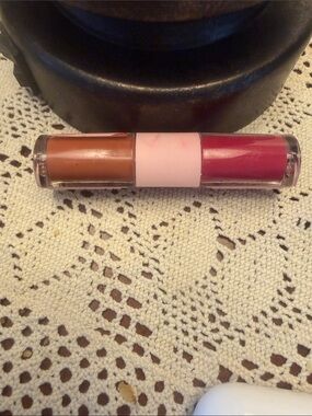 Dual-Ended Lipstick Stick — Berry Pink & Warm Brown